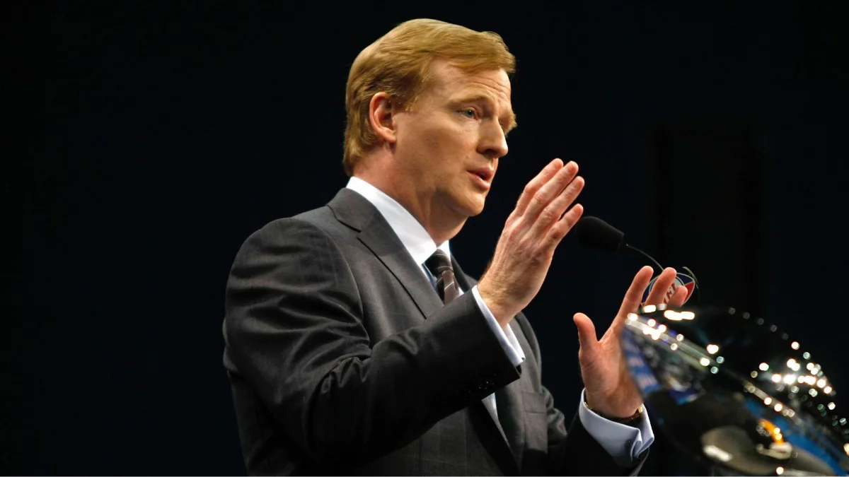 Fotografía de Roger Goodell comisionado de la NFL (via: nfl.com, por Scott Boehm)